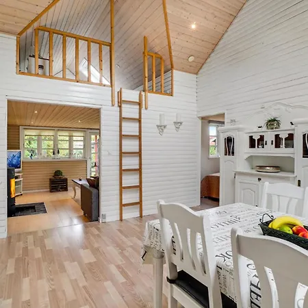 Two-bedroom In Feriehus