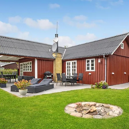 Two-bedroom In Feriehus